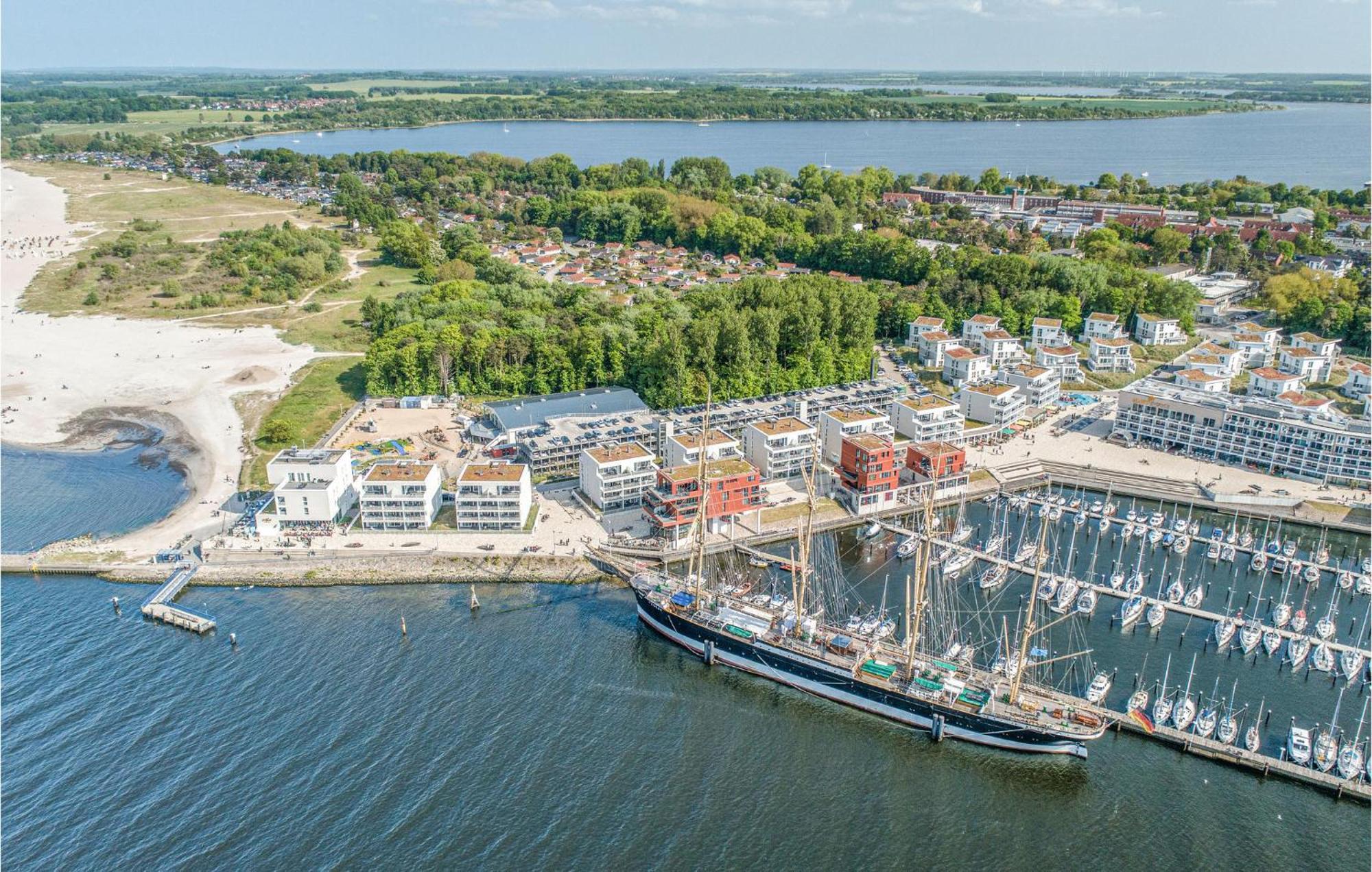 Nice Apartment In Luebeck Travemuende With Sauna エクステリア 写真